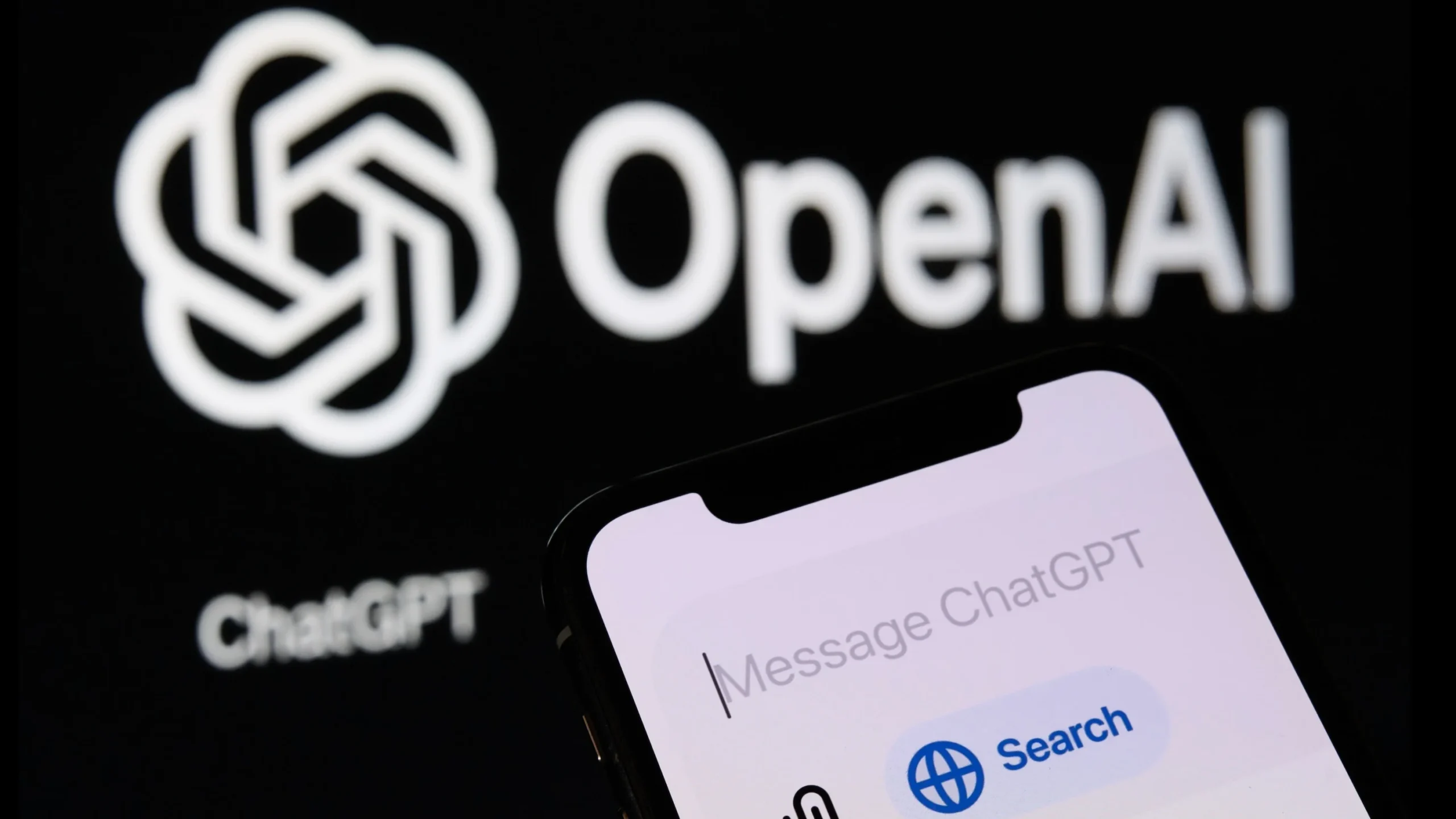 ChatGPT da OpenAI inicia exibição de anúncios