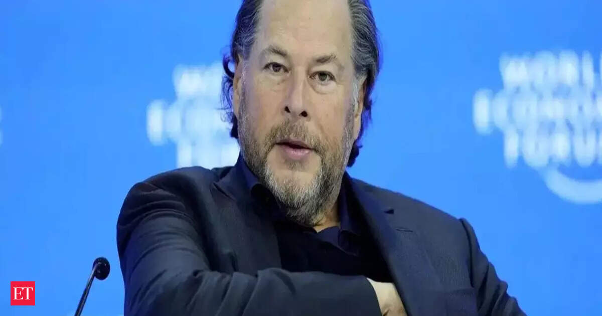 Salesforce anuncia cortes em marketing e dados
