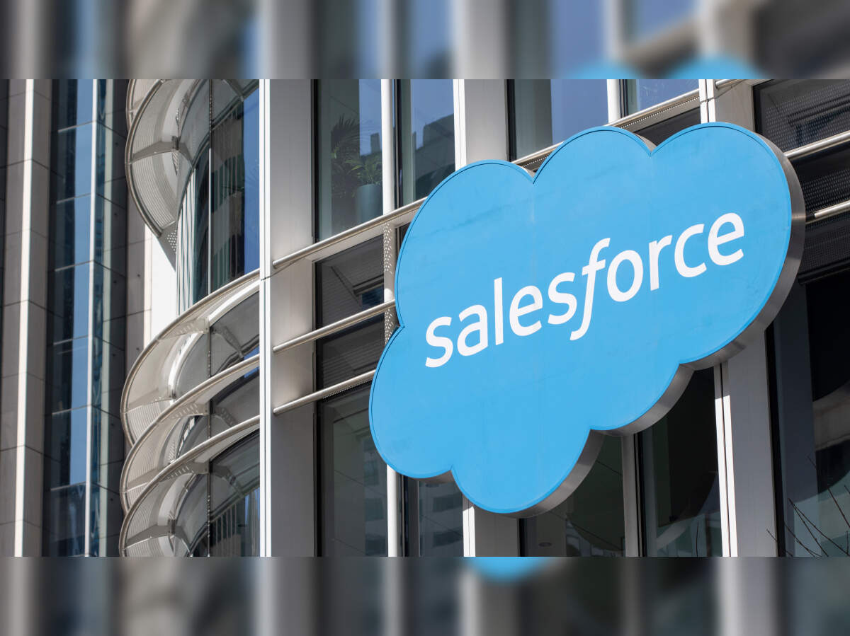 Salesforce corta até 1.000 vagas em reestruturação
