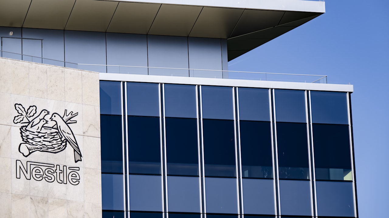 Nestlé corta 16.000 empregos em reestruturação