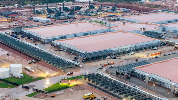 Bancos negociam US$ 56 bi em empréstimos para data centers