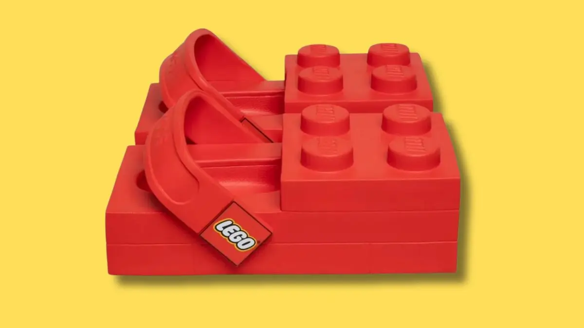 Crocs se une à LEGO para lançar tamancos virais