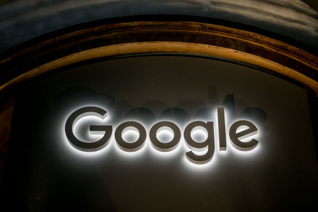 Alphabet vê alta com avanços em IA e Cloud