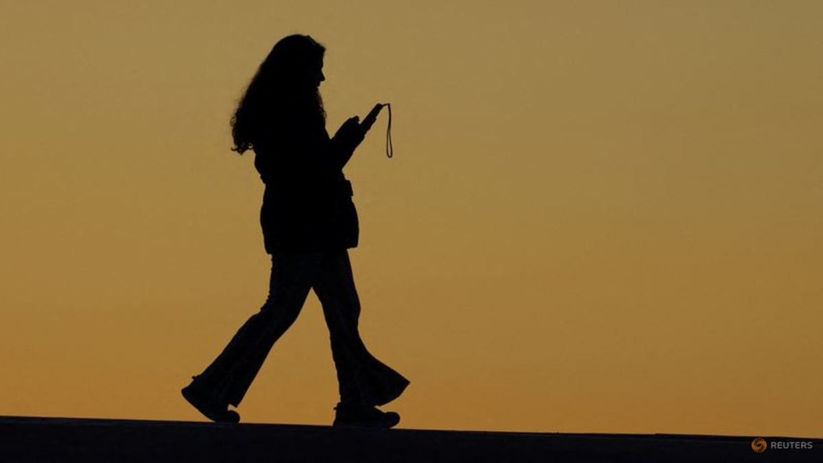 EUA propõem lei contra anúncios fraudulentos online