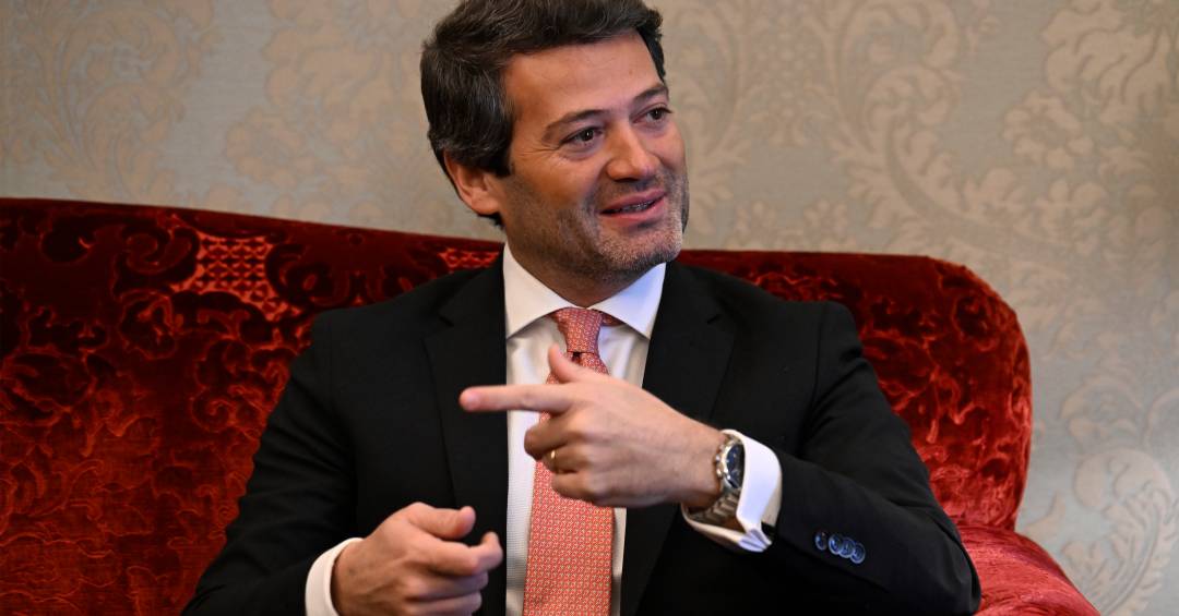 Extrema direita lidera 1º turno em Portugal