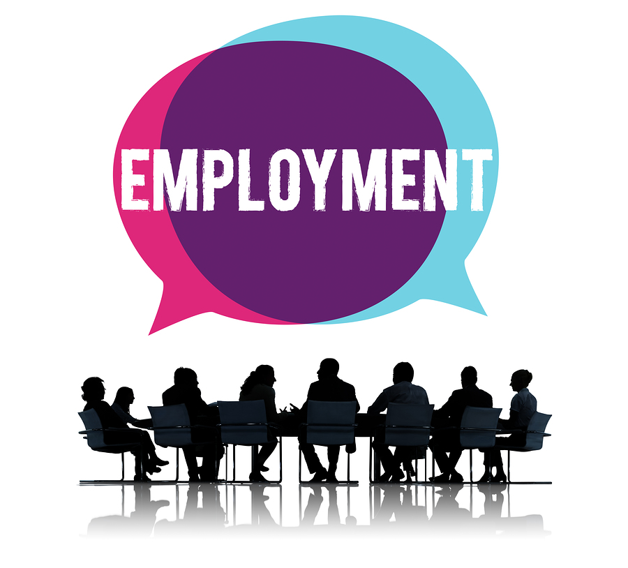 Empresa multada por discriminação em anúncios de emprego