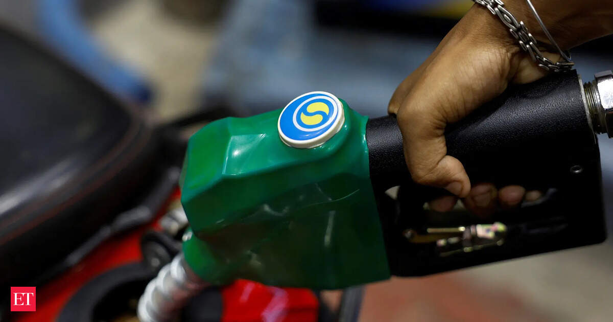 Alta no preço da gasolina premium na Índia