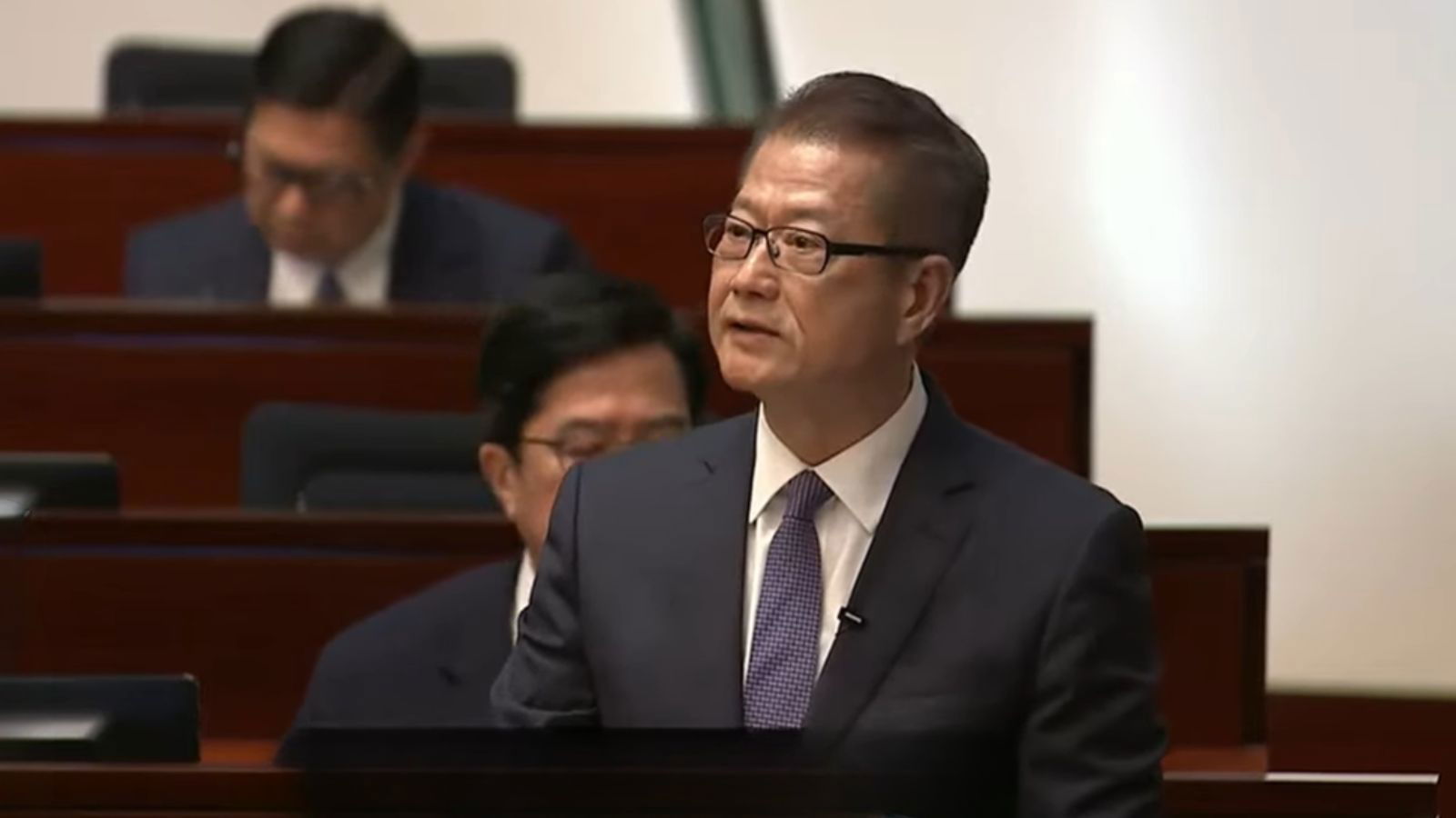 Hong Kong prioriza talentos e turismo no Orçamento 2026