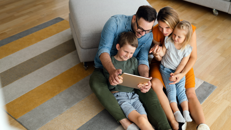 Pais turcos e a exposição dos filhos na web