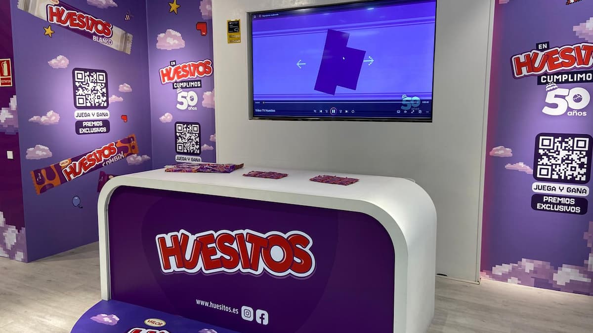Huesitos comemora 50 anos com ação interativa