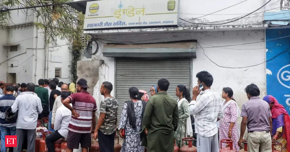 Segurança reforçada em agências de GLP em Delhi