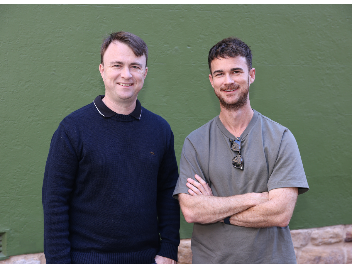 Canva expande com Simtheory e Ortto em IA