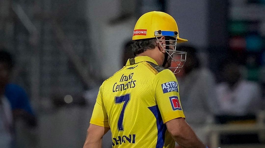 MS Dhoni muda número da camisa antes do IPL 2026