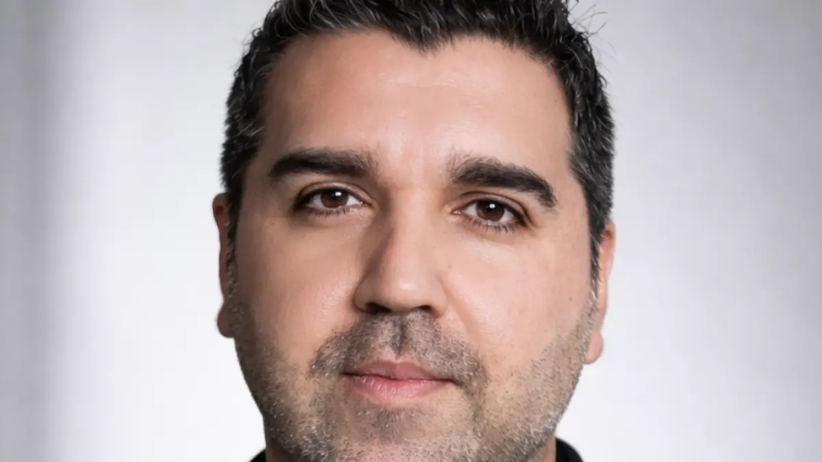 Yalcin Yilmaz lidera vendas na Logitech em 2026